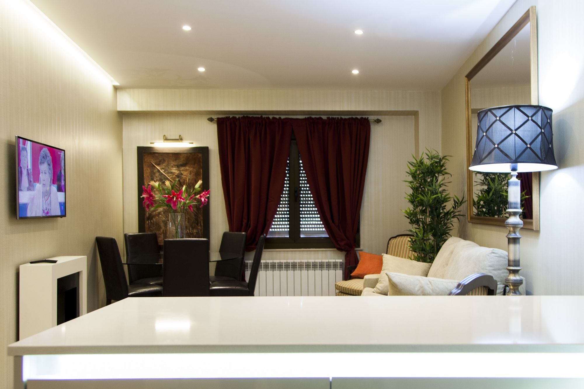 Puerta Zamora, Centro, Wifi Con Salón Y 2 Dormitorios, Parking Apartamento *